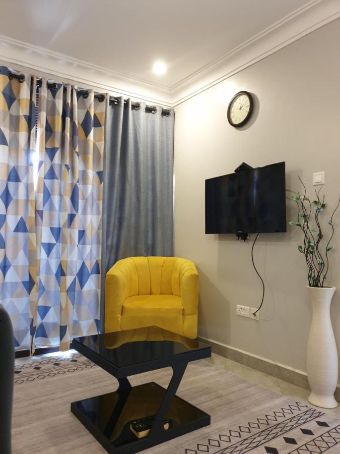 Blt Suites - Furnished Apartments Кампала Экстерьер фото